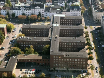 Düsseldorf_-_Polizeipräsidium_(Rheinturm)_01_ies